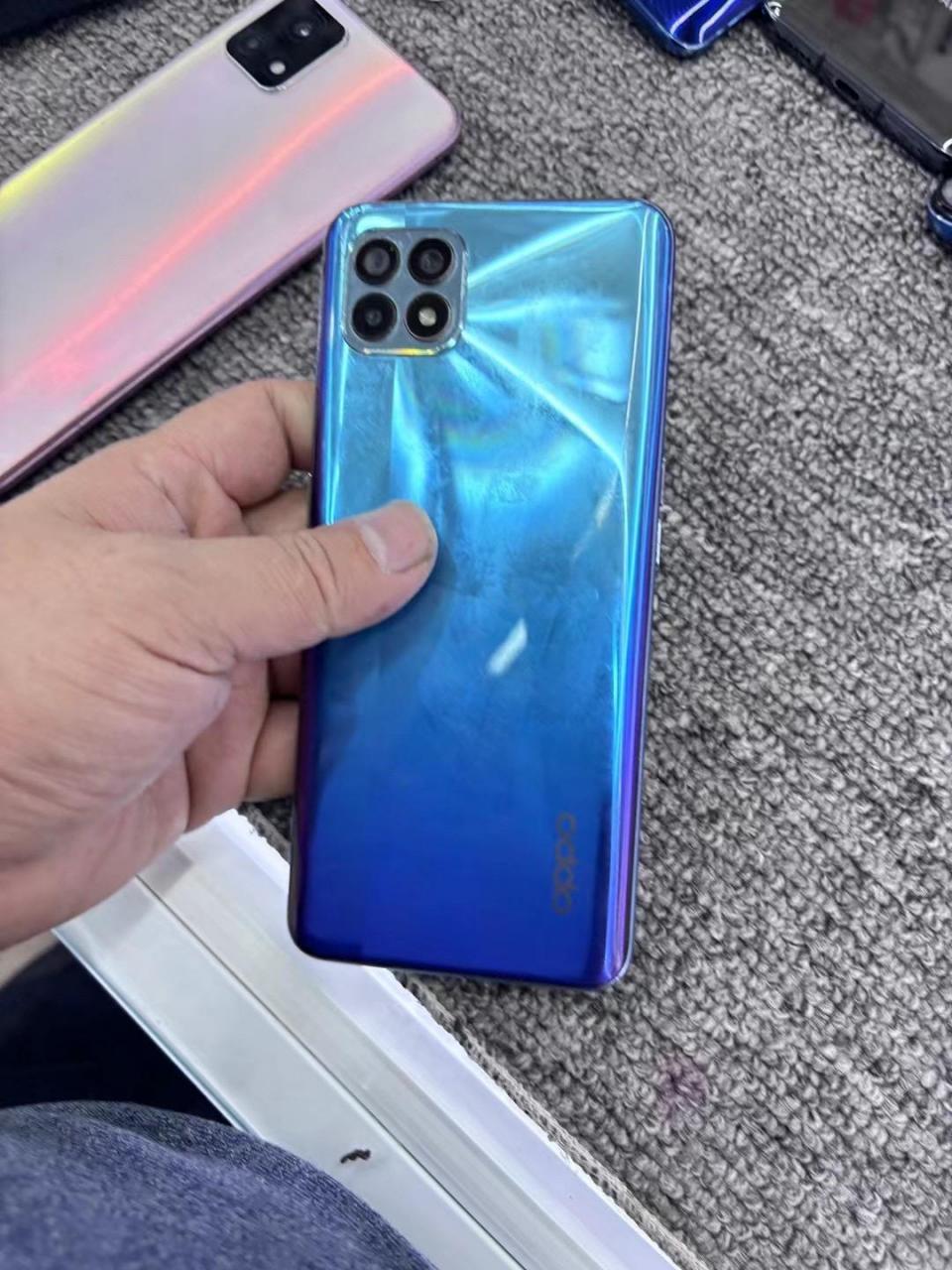 oppo reno4 se 5g双模配置8 128g 3200万前置自拍 轻薄外观 游戏拍照