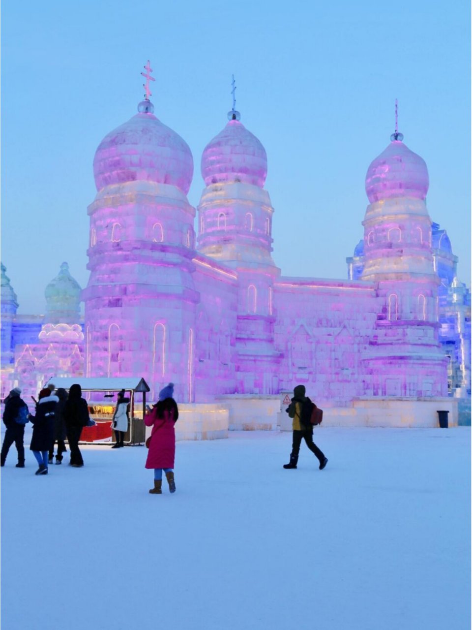 哈尔滨雪景冰雪大世界图片