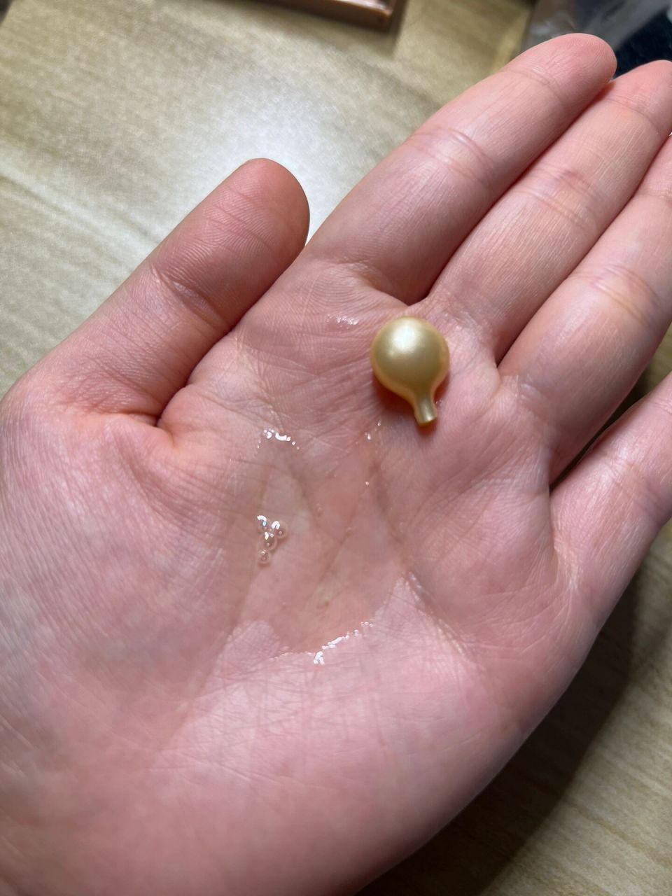 伊丽莎白雅顿各种金粉铜小鲜啵啵胶攻略 如图所示