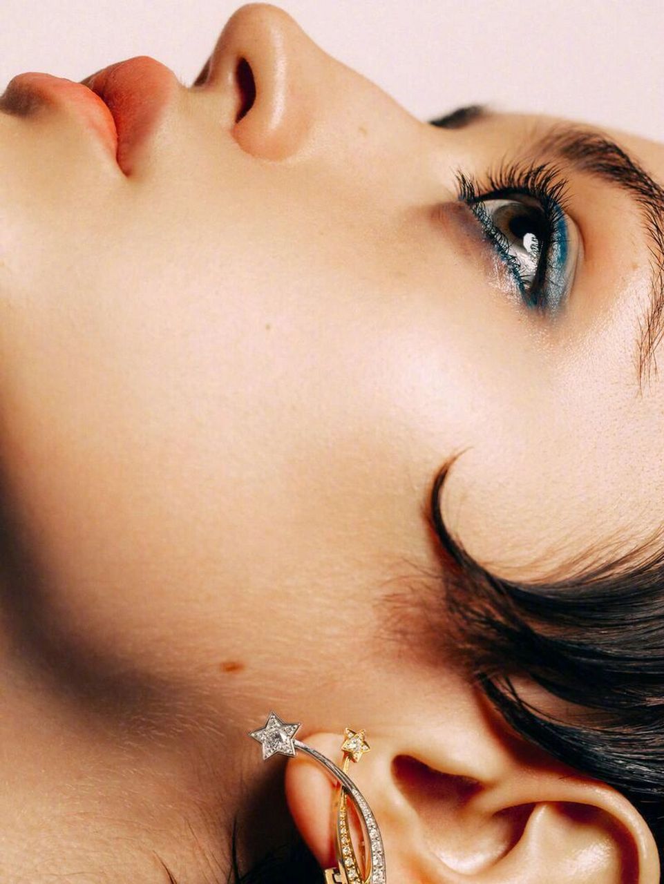 puss puss magazine s/s 2022  复古珠宝片 模特: kim schell 摄影