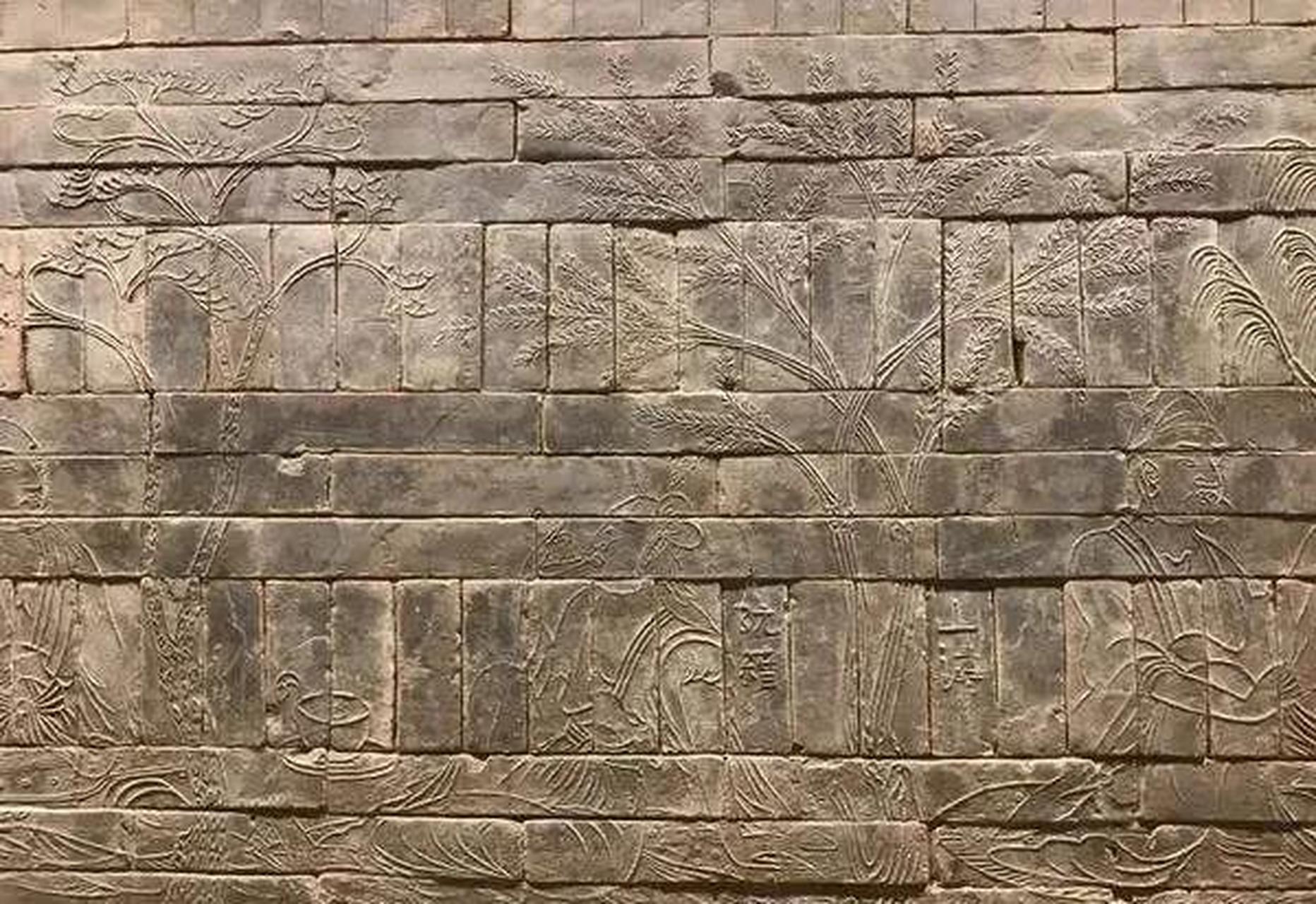 竹林七贤砖印模画(现藏南京博物院)  南朝.