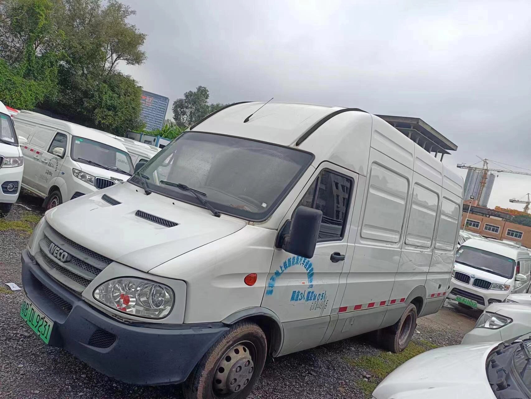 依维柯新能源大面包车低价出租转让