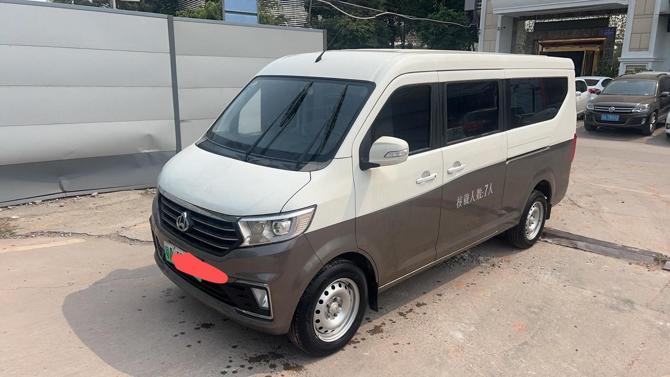 长安跨越星v5 2022年01月上牌,安全行驶5.