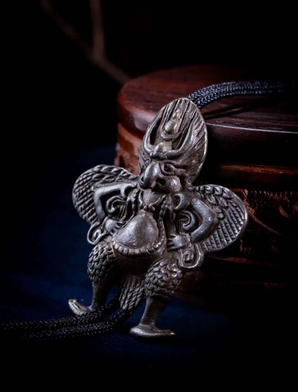 藏传精品清代老天铁大鹏鸟