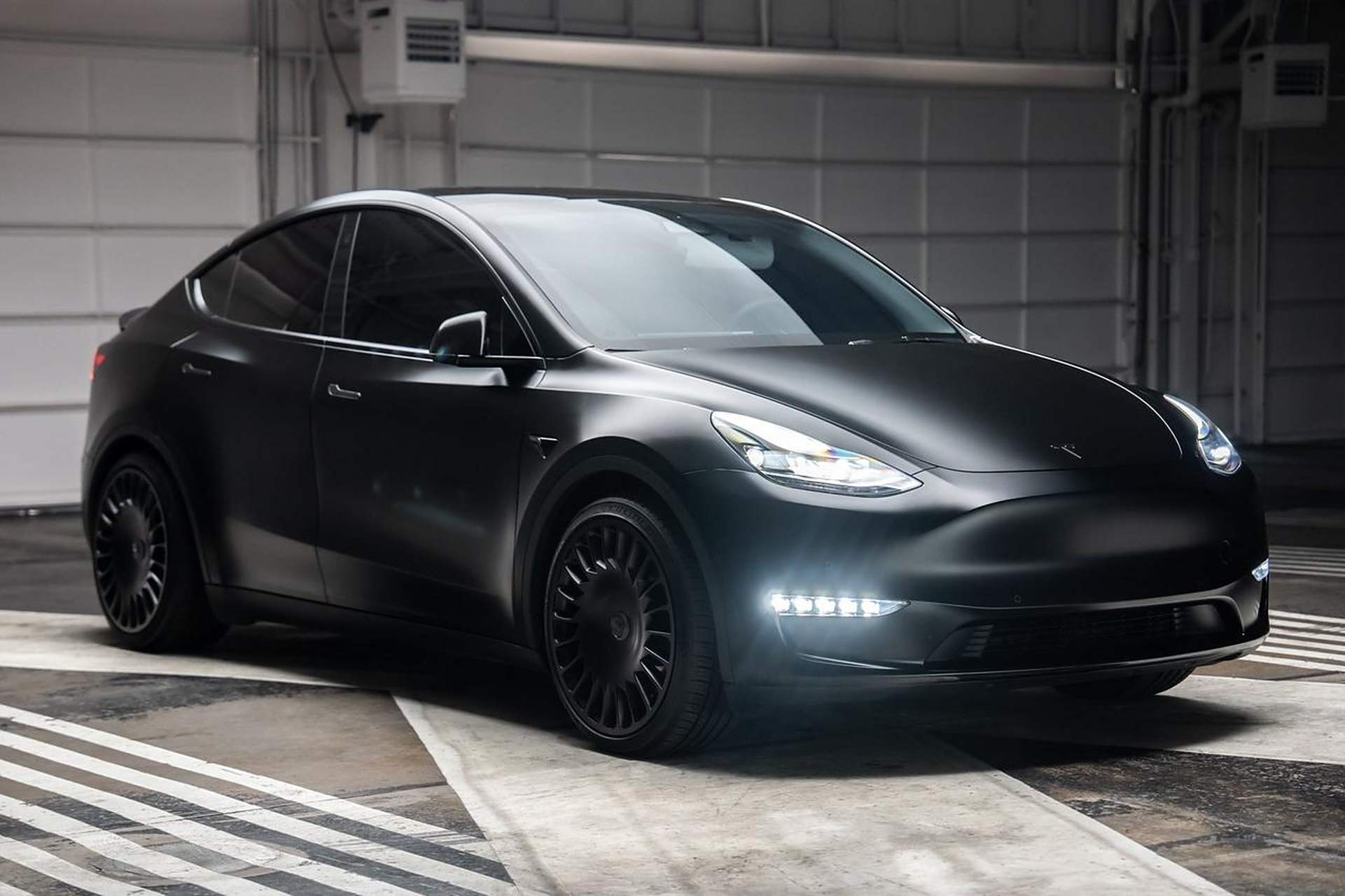 黑武士版特斯拉model y 确实帅【来自懂车帝车友圈】