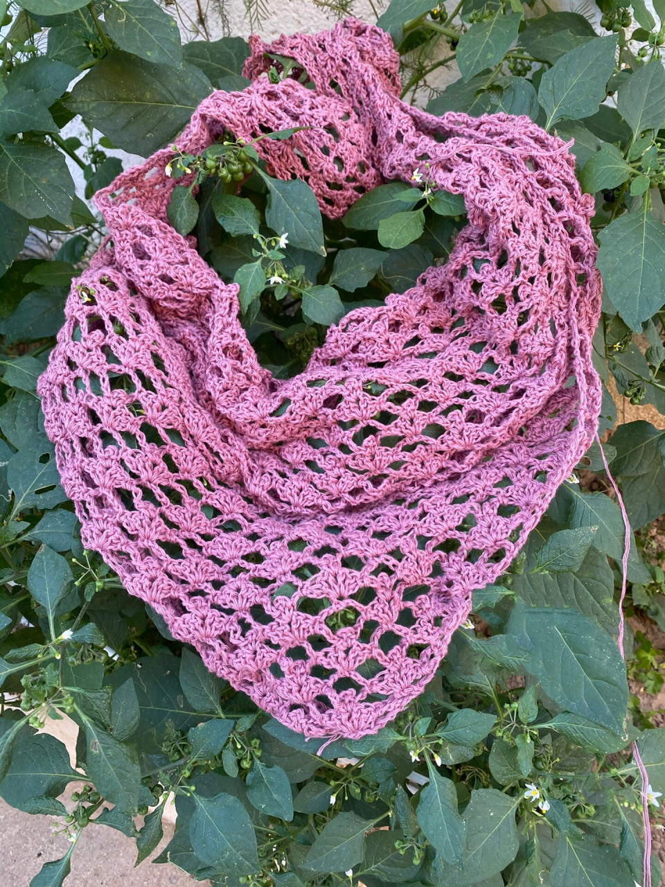 用细线勾了一款三角披肩,共钩了58行!