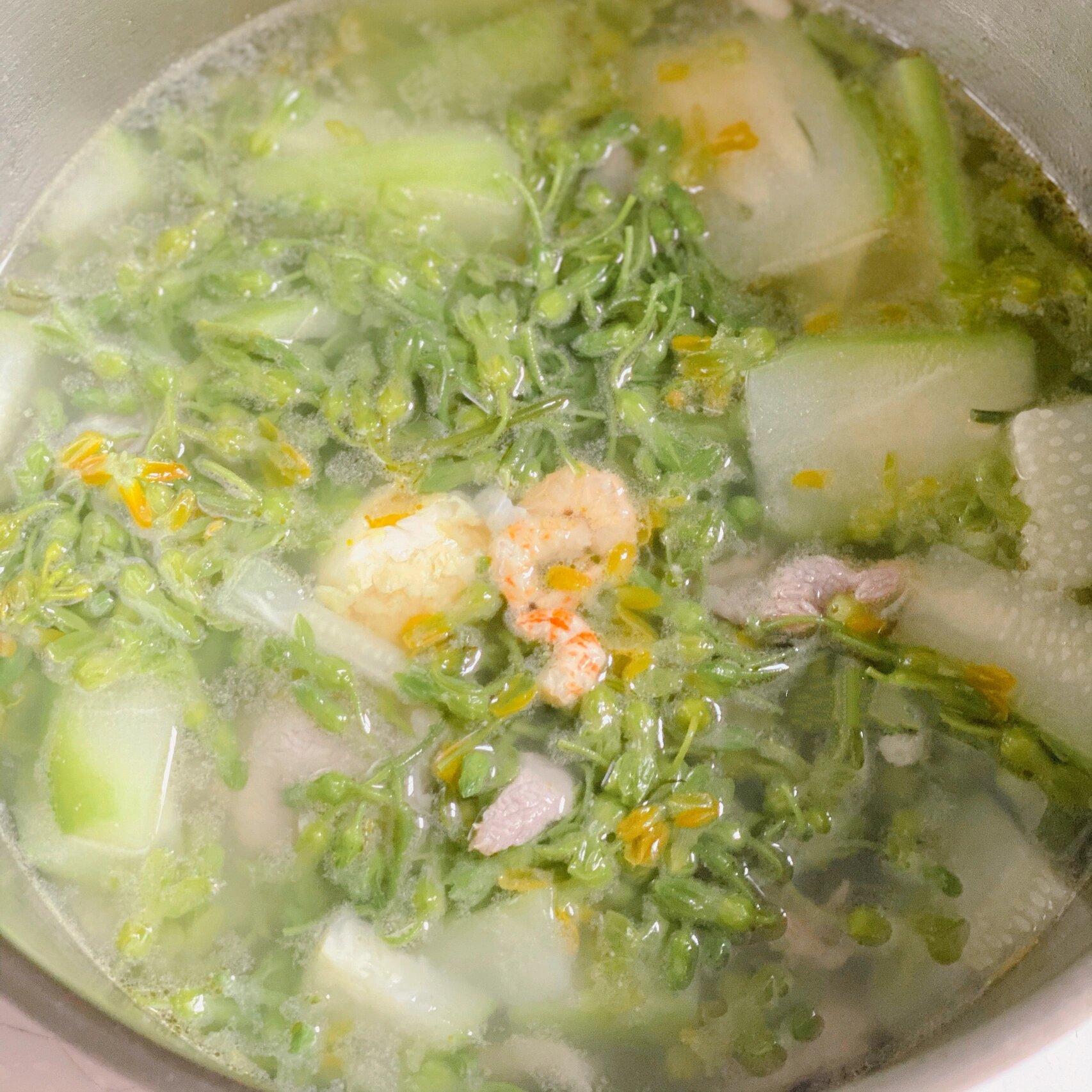 夜香花又叫夜来香,花期5～9月,有清肝明目,拔毒生肌,强筋壮骨,祛风