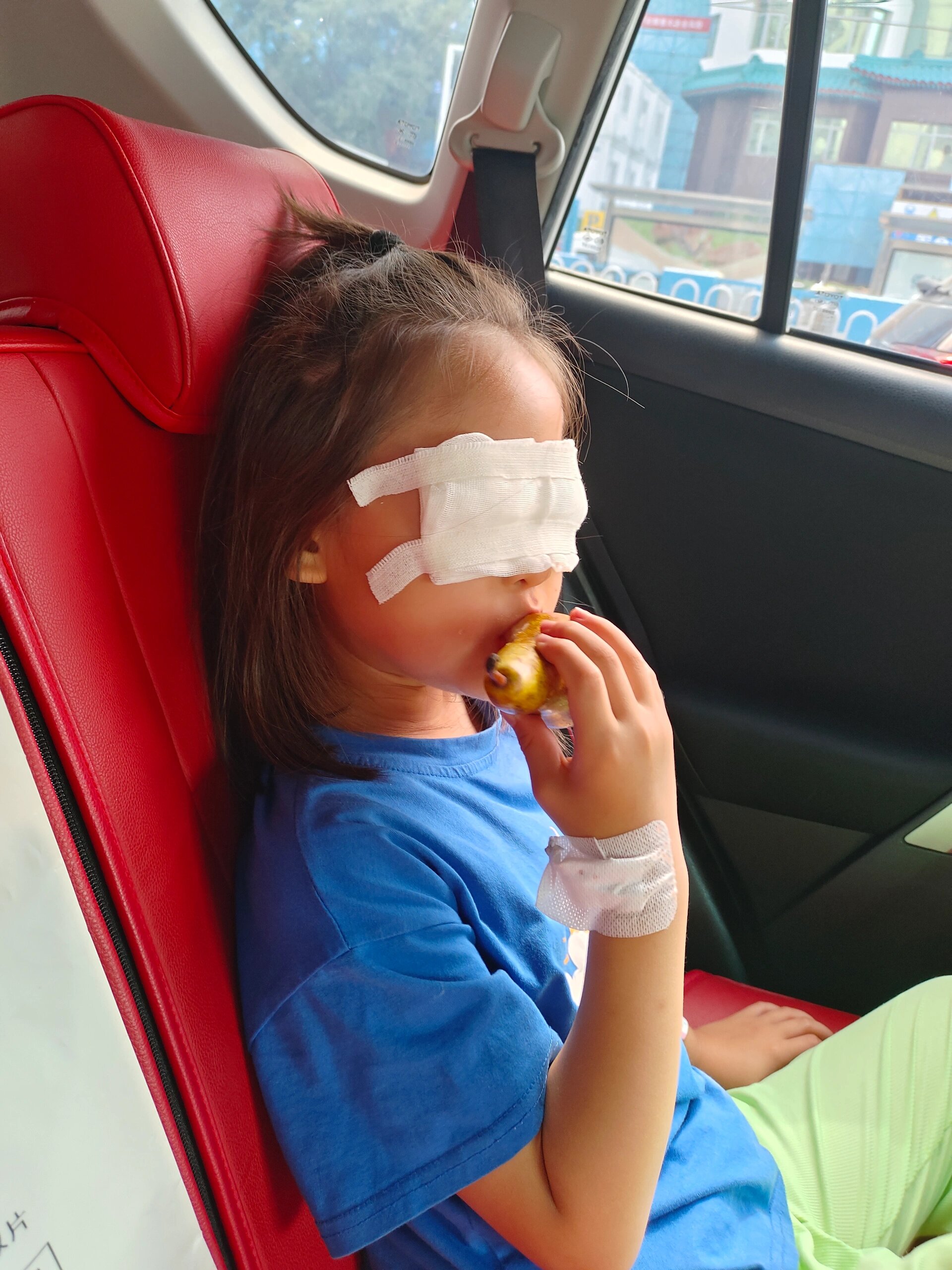 包含北大医院"黄牛挂号真的很省心"的词条