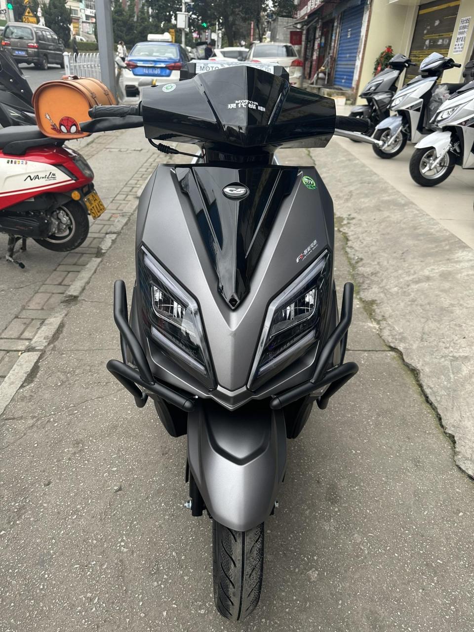 豪达uy(大福公司)踏板摩托车  本田k25发动机 油耗一角多一公里!