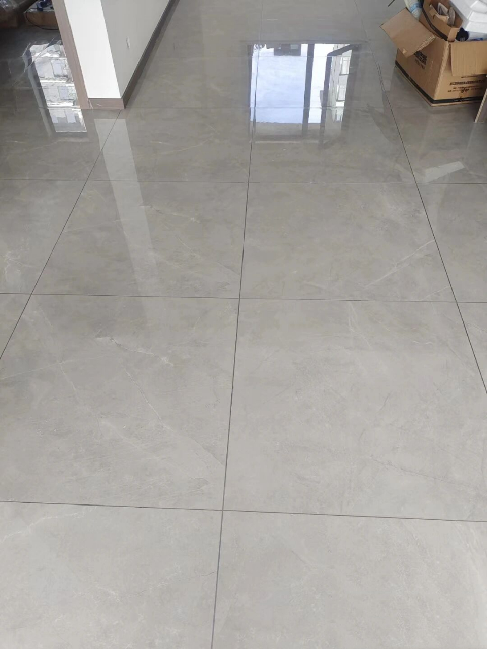 马可波罗萨瓦灰ch8560as 马可波罗萨瓦灰灵感来源于格里奇城堡所用