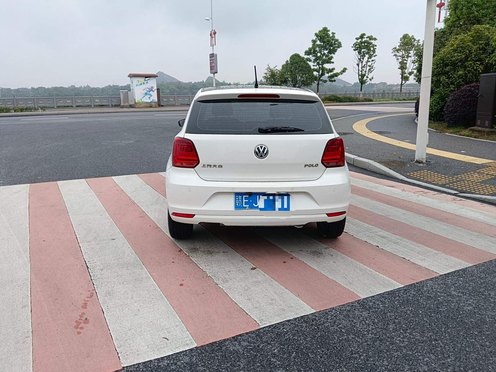 买下18年大众菠萝少妇专用车,自动档忘了开窗,1.