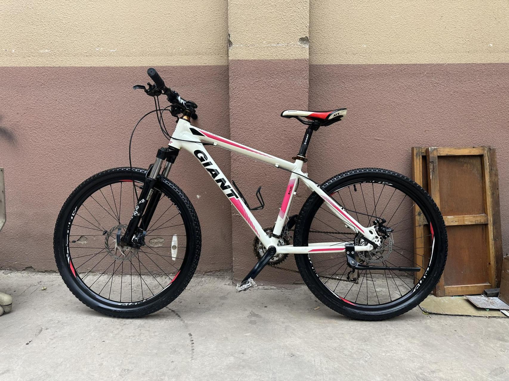 捷安特atx730配置24速碟刹