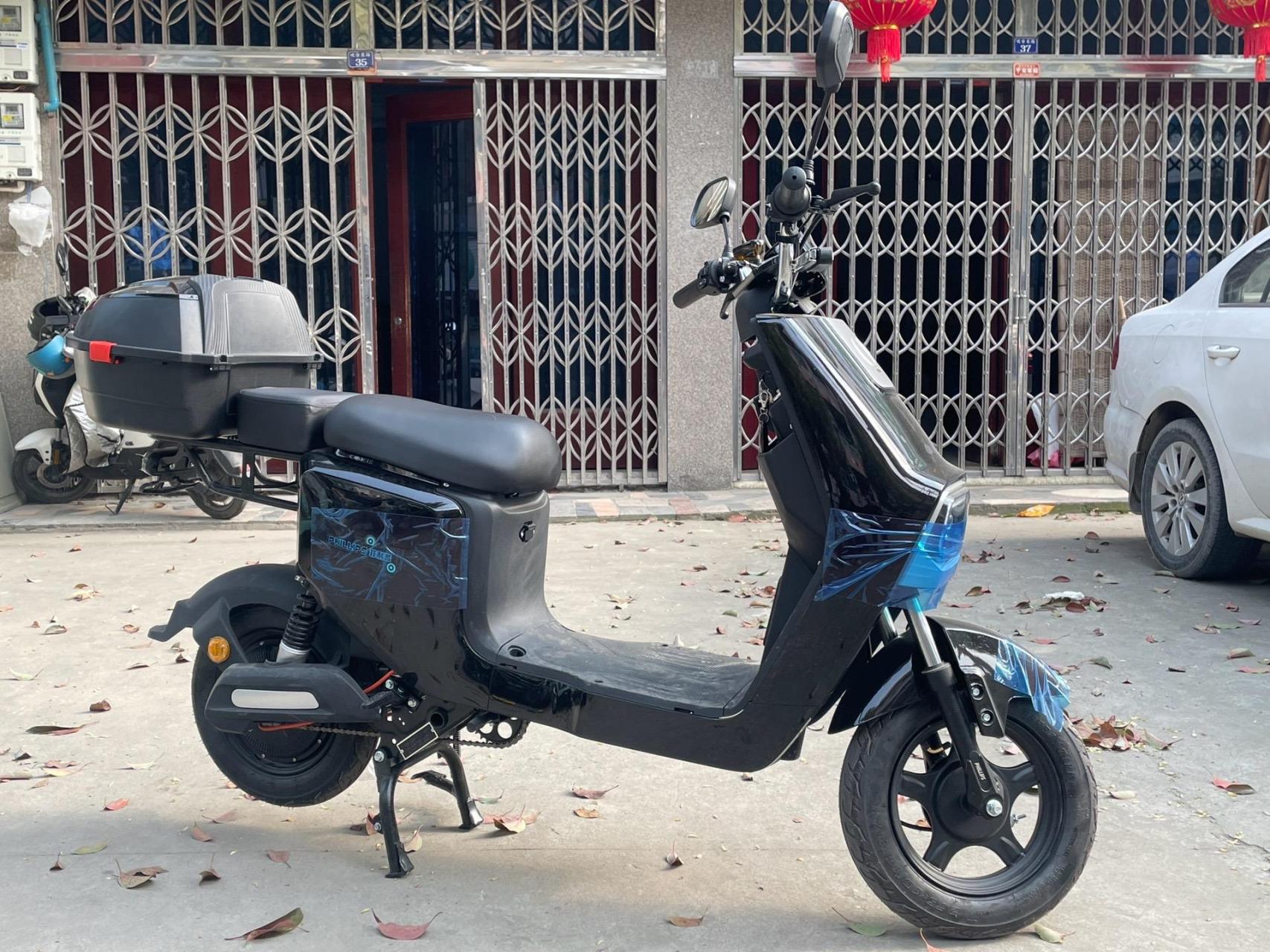 99新菲利普只跑了10公里 4个大电瓶能跑60公里原价1899现在1599带回家