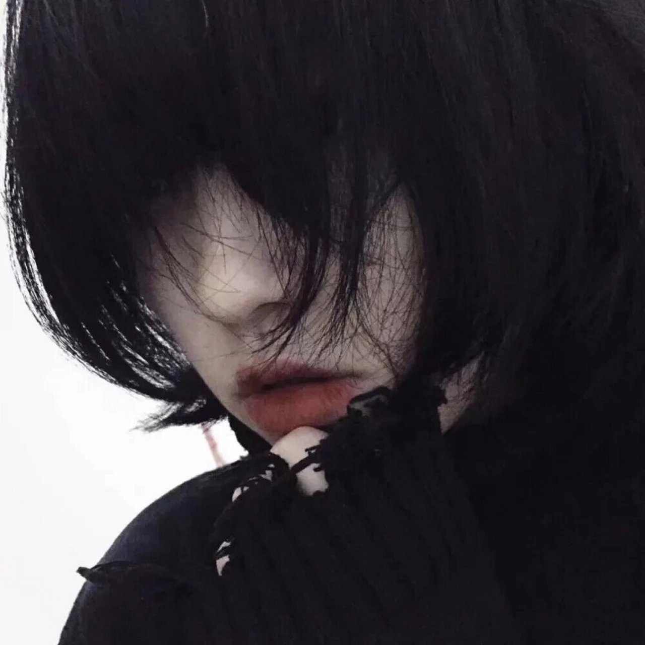 ins霸气高冷女生头像