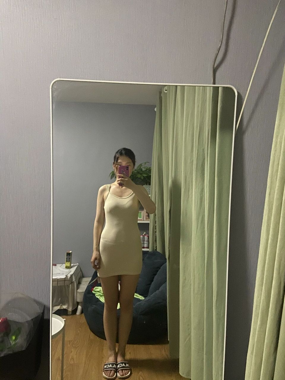 身高168 体重110斤 是真的胖 真的胖 买了一身衣服 吊带77外搭 图一