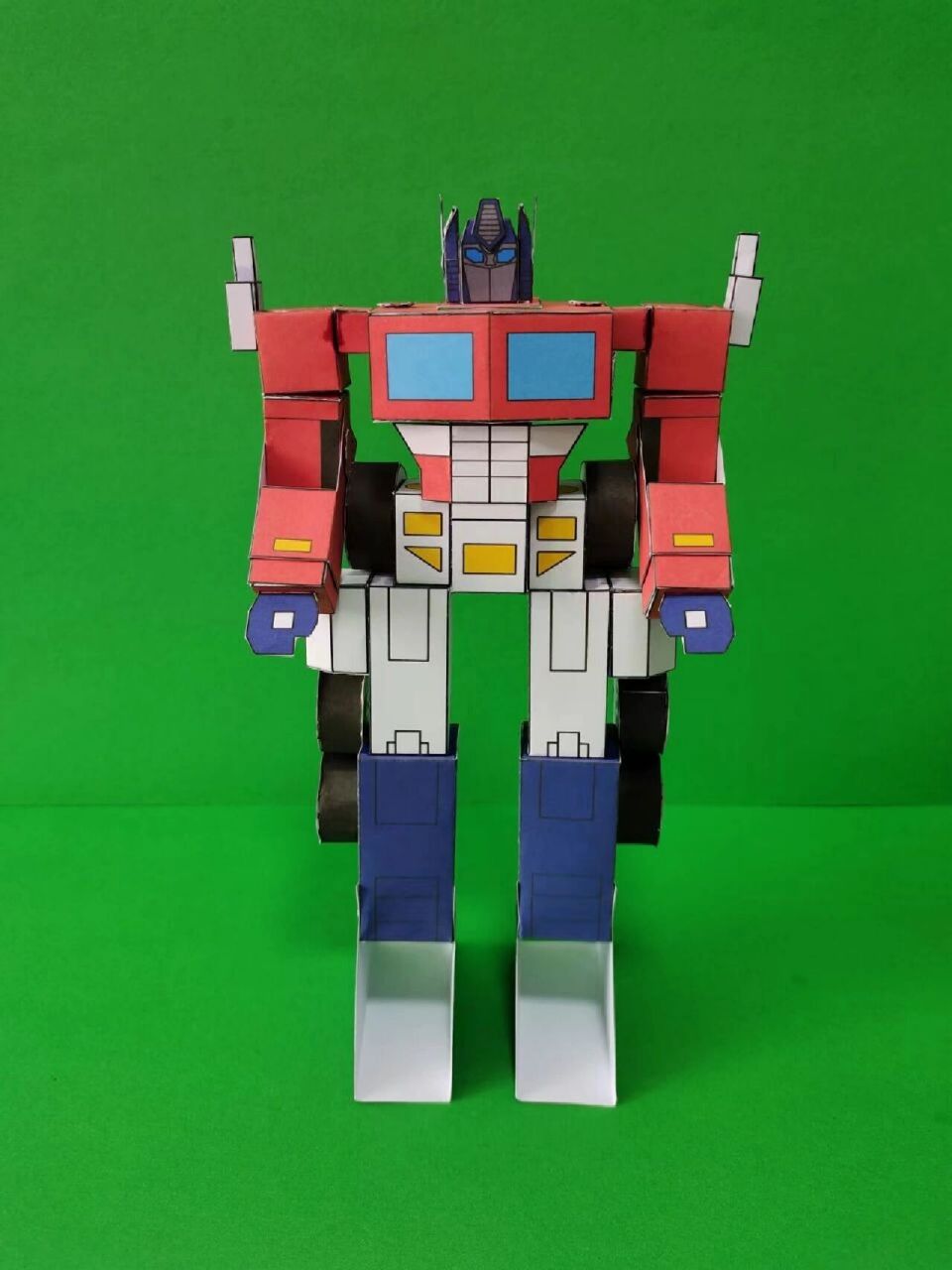 变形金刚g1擎天柱可变形纸模型diy手工