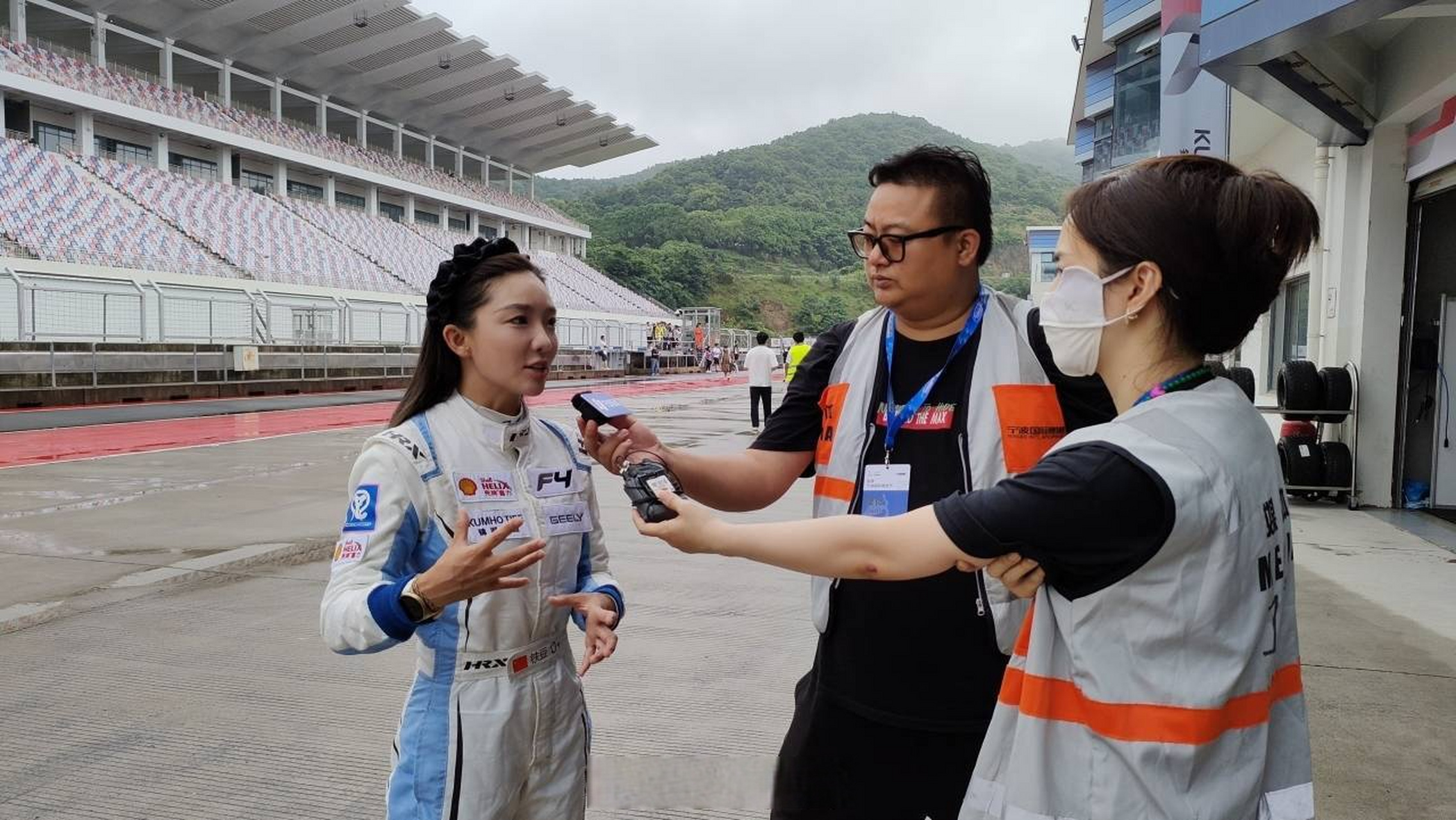 【宁波国际赛道节系列赛举行 北仑旅游形象大使铁豆
