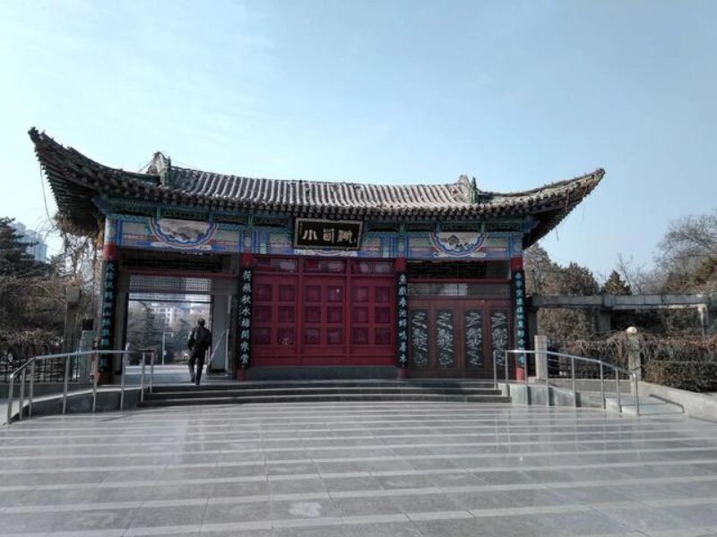兰州-小西湖公园 兰州市小西湖公园位于兰州市四十公里黄河风情线