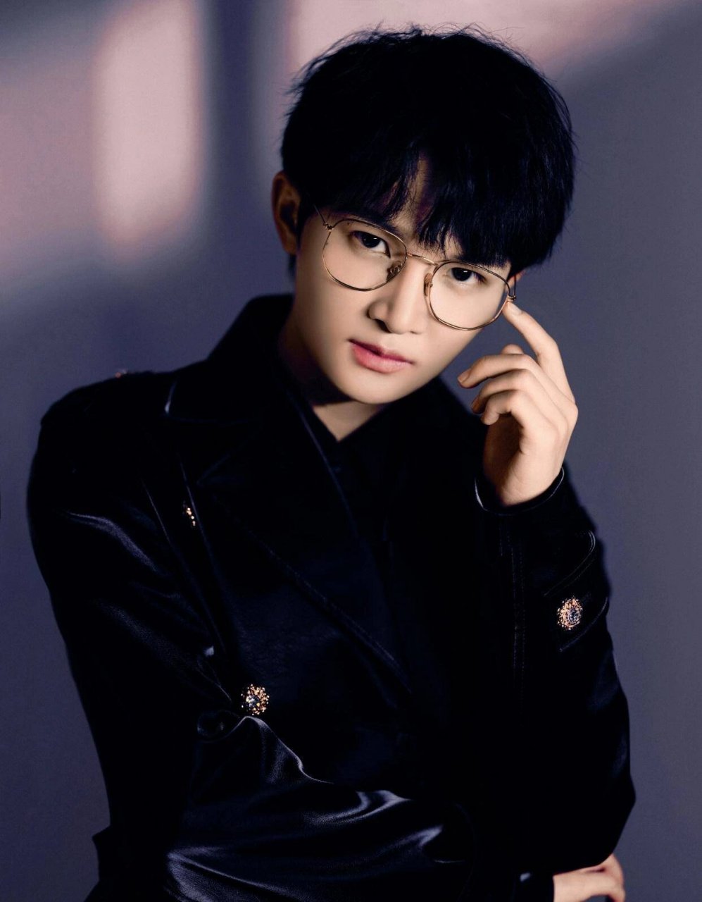 周深性格特征分析 周深是我一直喜欢欣赏的一位歌手,还记得2014年第一