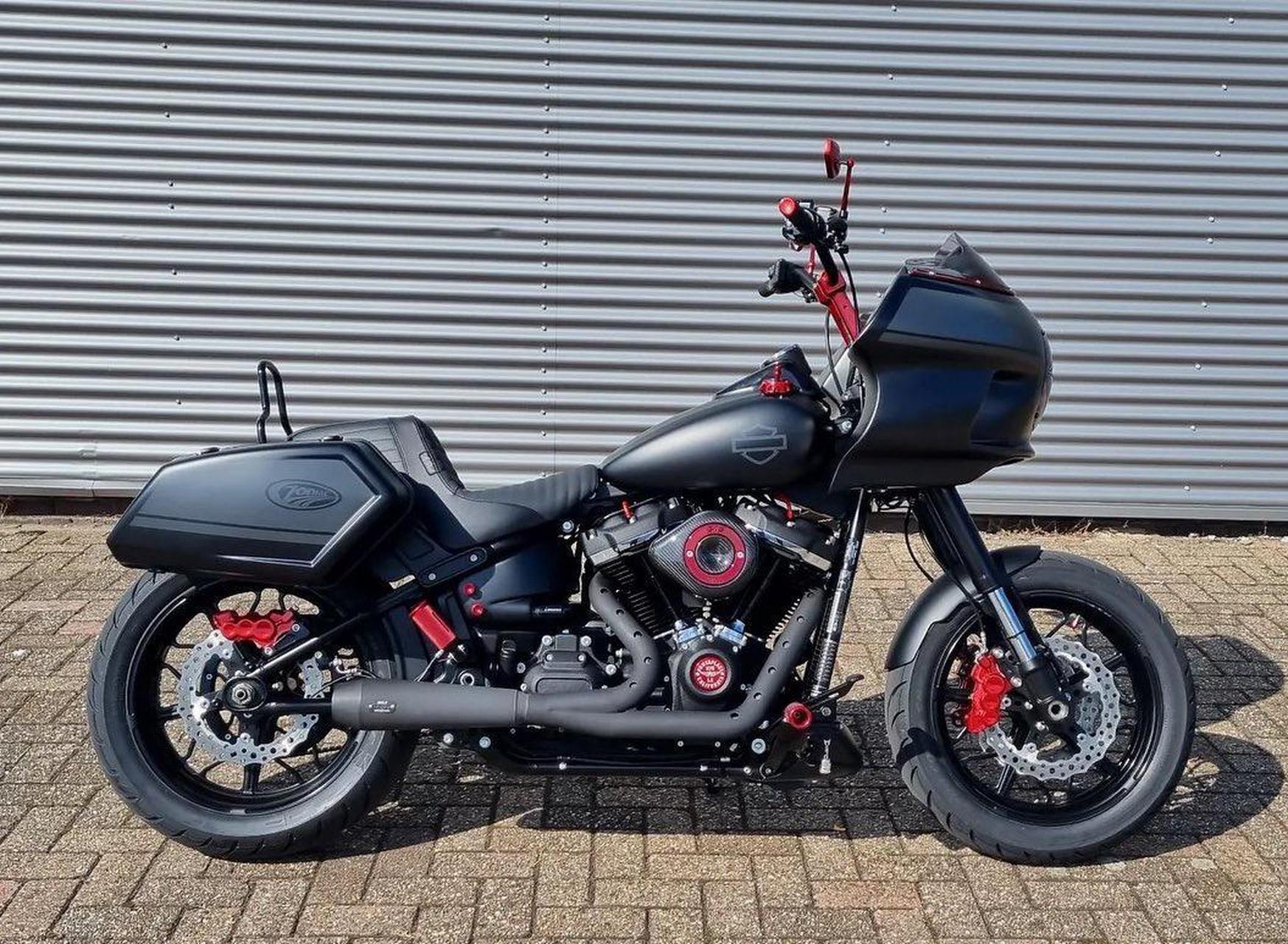 哈雷改装 哈雷路威s版  越看这个小箱子越顺眼.