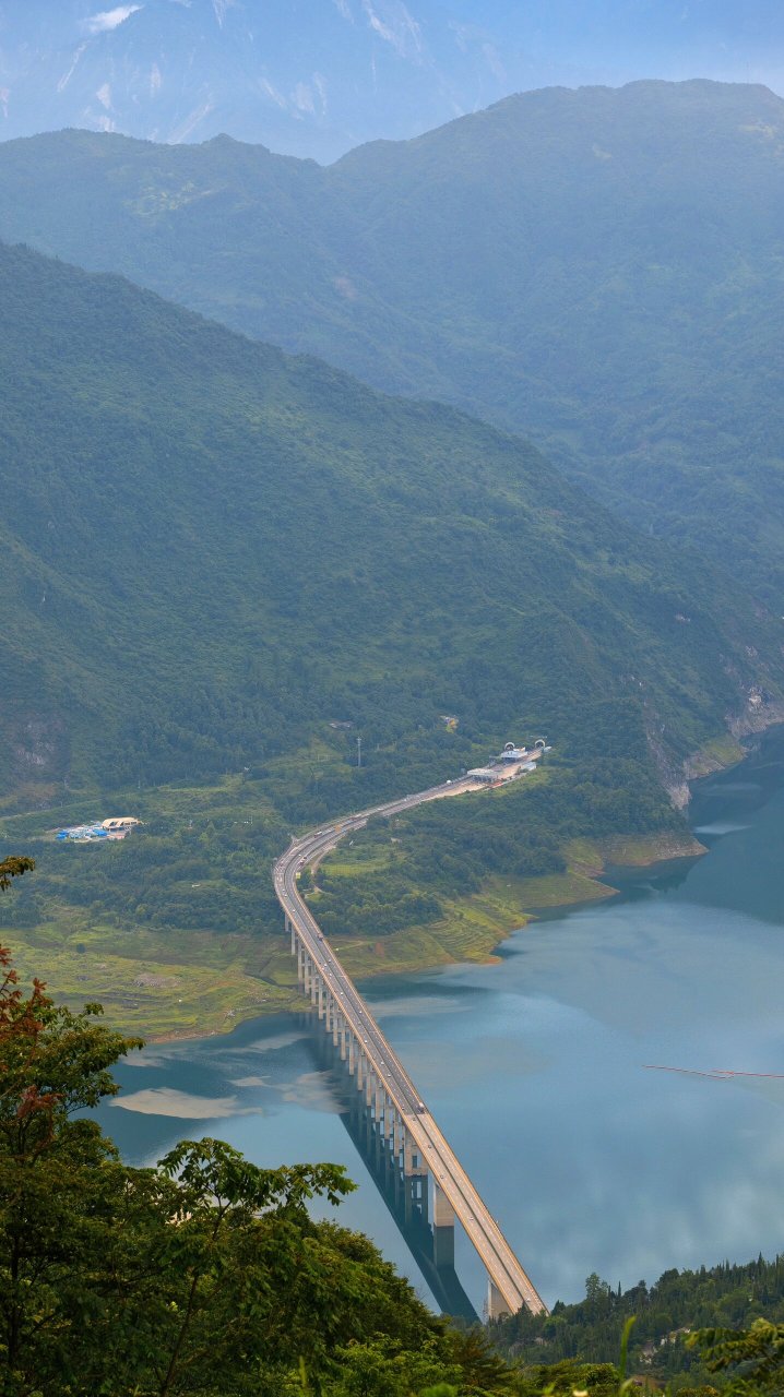 云华山——隐藏在都江堰的绝美之地 都江堰云华山是一座充满历史底蕴