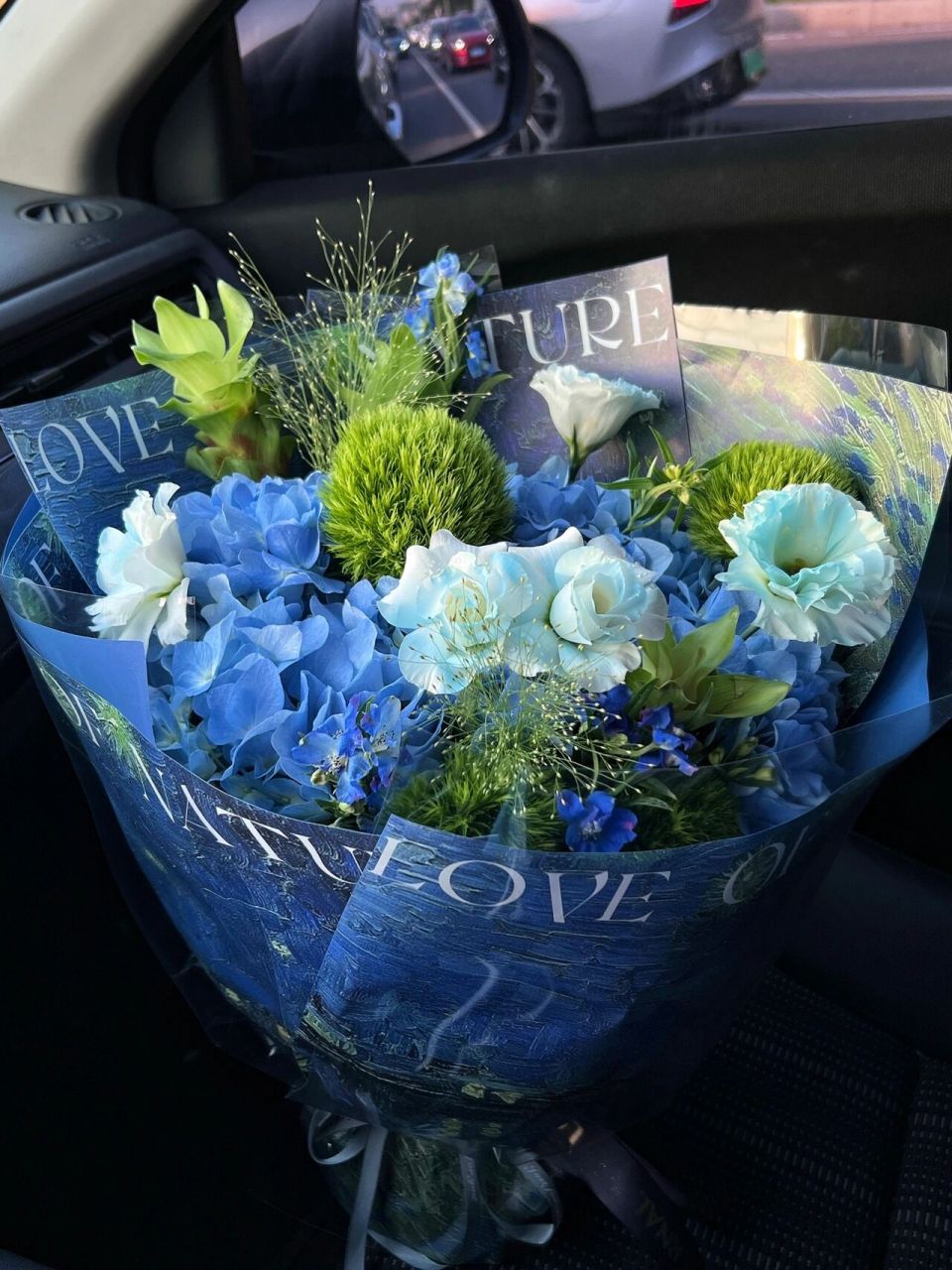 蓝色系绣球花束/男孩子必备