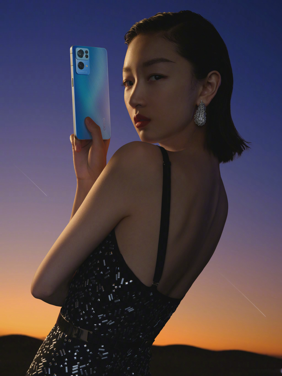 oppo reno7   周冬雨.