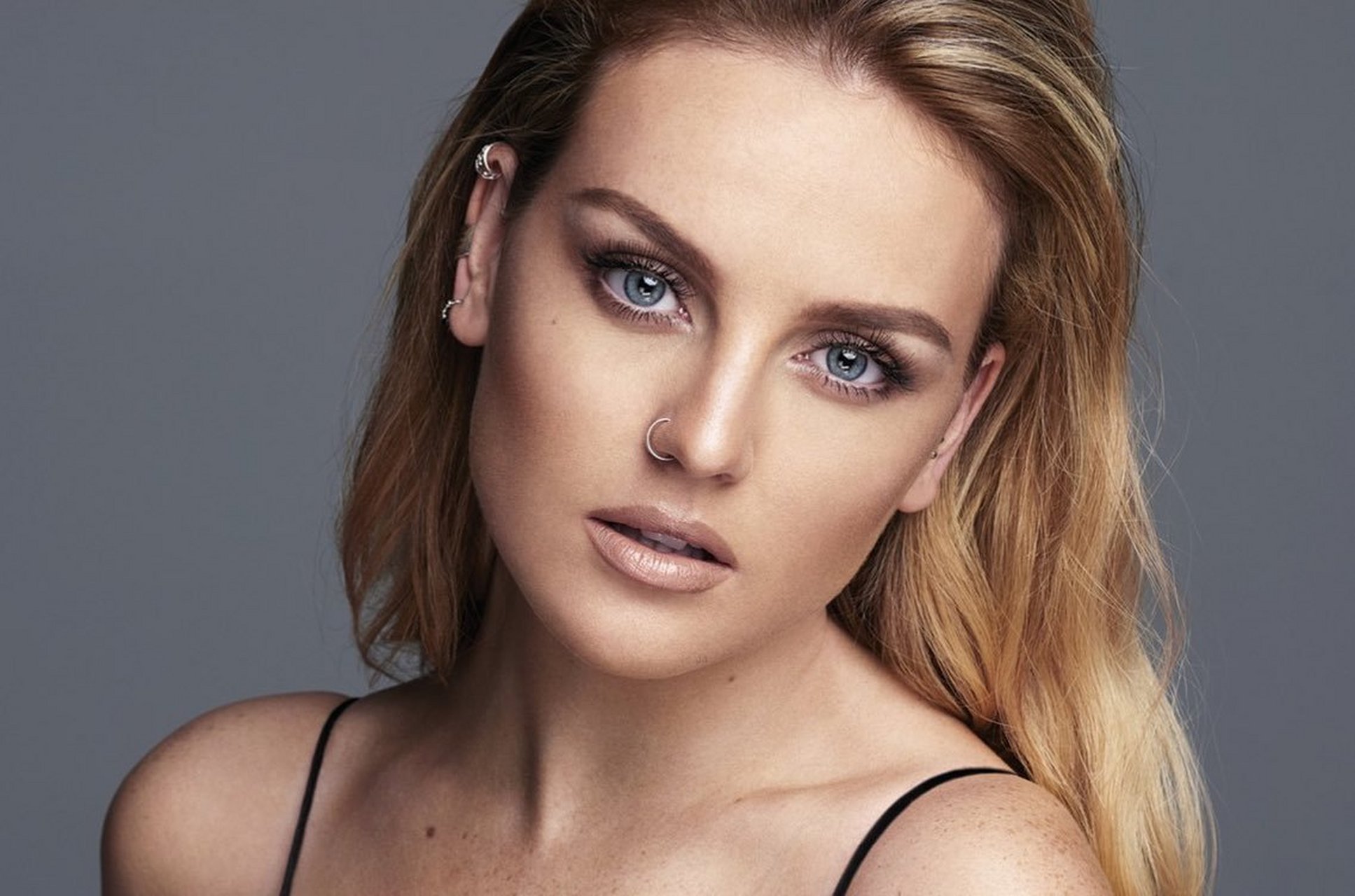 外媒报道,英国女歌手,little mix成员perrie edwards接近与columbia