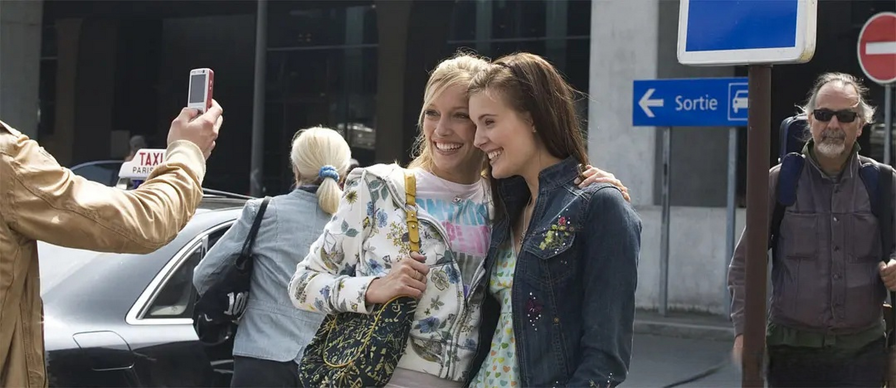 电影:飓风营救[电影]  上映日期:2008-02-27(法国) 豆瓣评分8