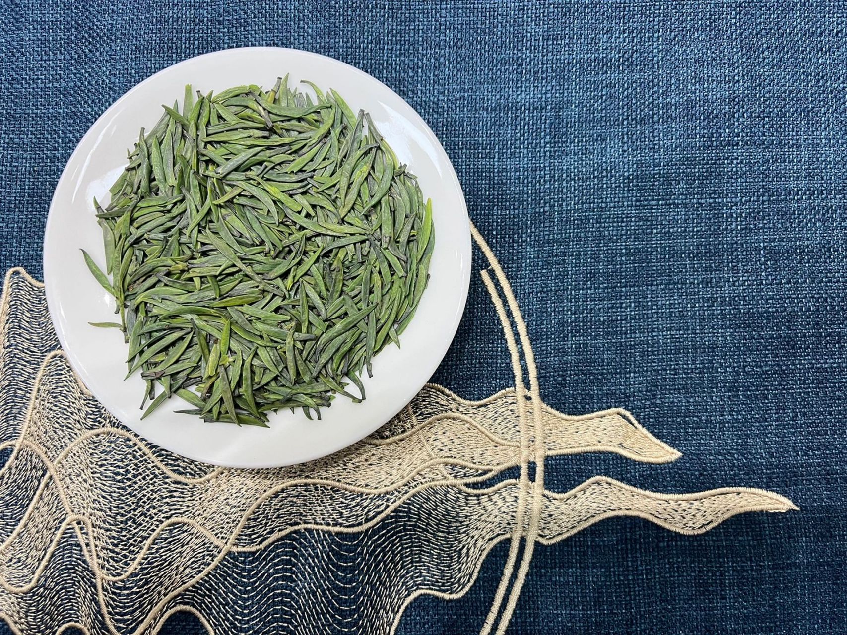 竹叶青——中国高端绿茶代表(茶中美人) 竹叶青,四川十大名茶.