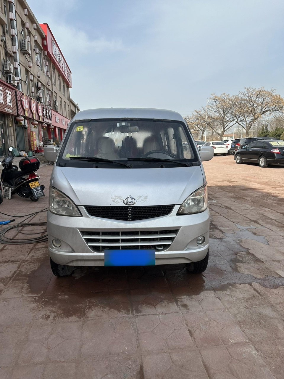 11年长安460,大宽体大马力面包车,一手车,发动机一滴油不渗不漏,全车