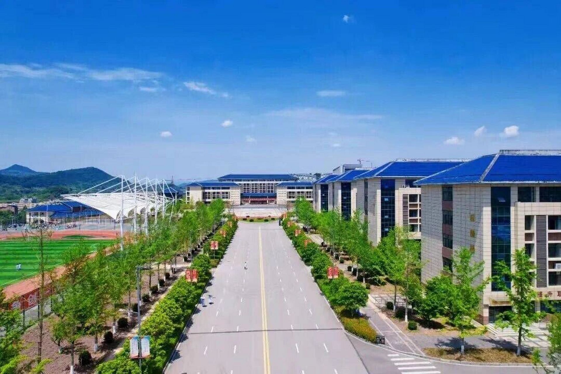 达州职业技术学院 达州职业技术学院是一所综合性全日制公办普通高等