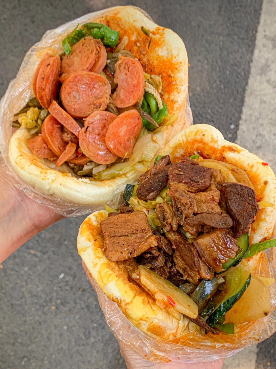 感谢小贝!吃到了西安zui好吃的夹馍啊啊 跟着小贝饿了吃准没错哈哈哈!