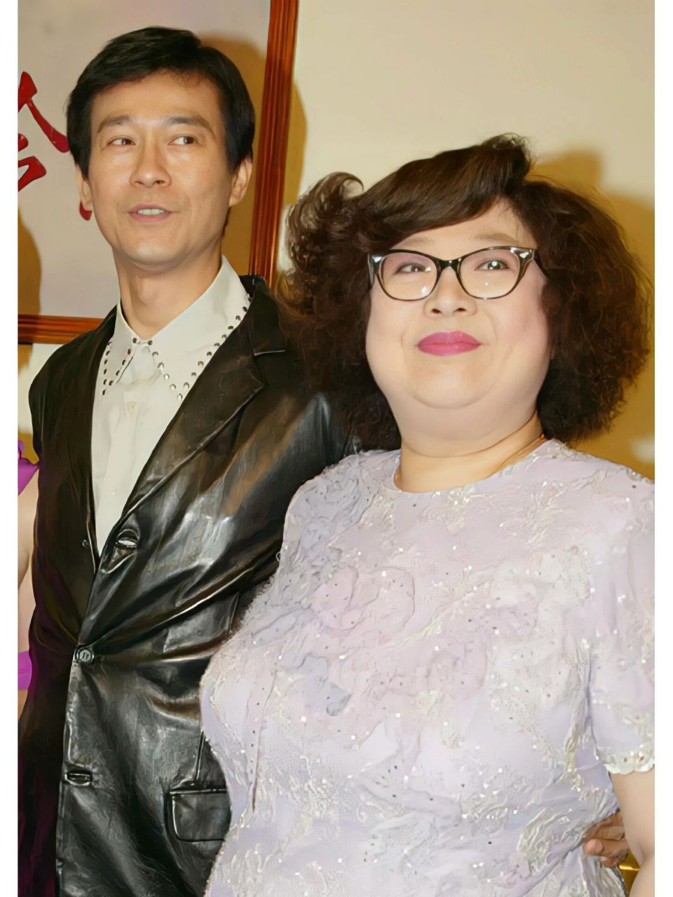 明星夫妻郑少秋与沈殿霞!