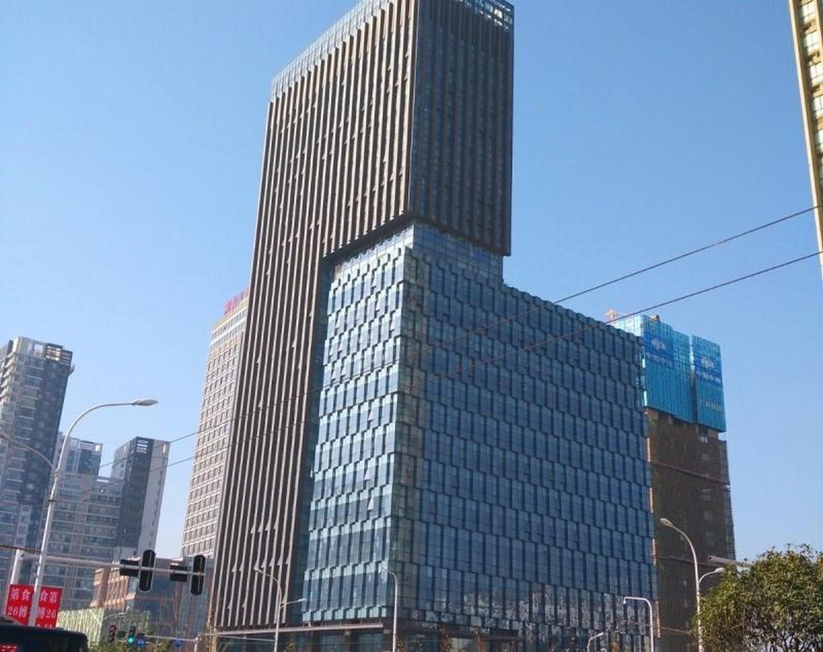 责任公司(武汉铁投)位于武汉市武昌区中北路151号(武汉控股大厦)18,19