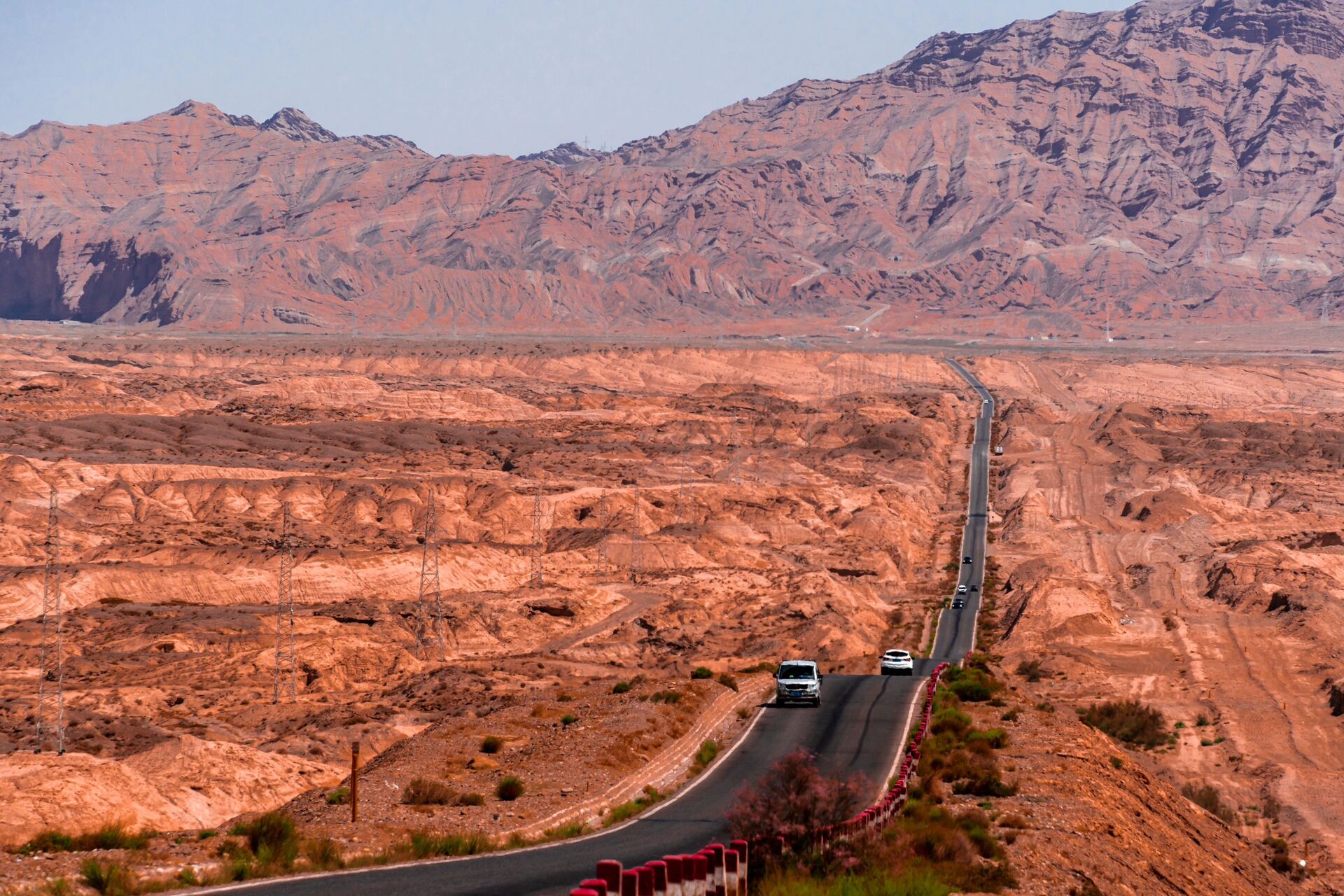 p7是真实颜色,请勿相信网上后期过的照片 轮克公路很直有七八个上下坡