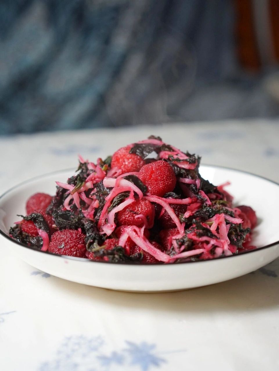 自制紫苏杨梅姜,夏日限定的味道|付方法 我做的紫苏杨梅姜,同事吃了一