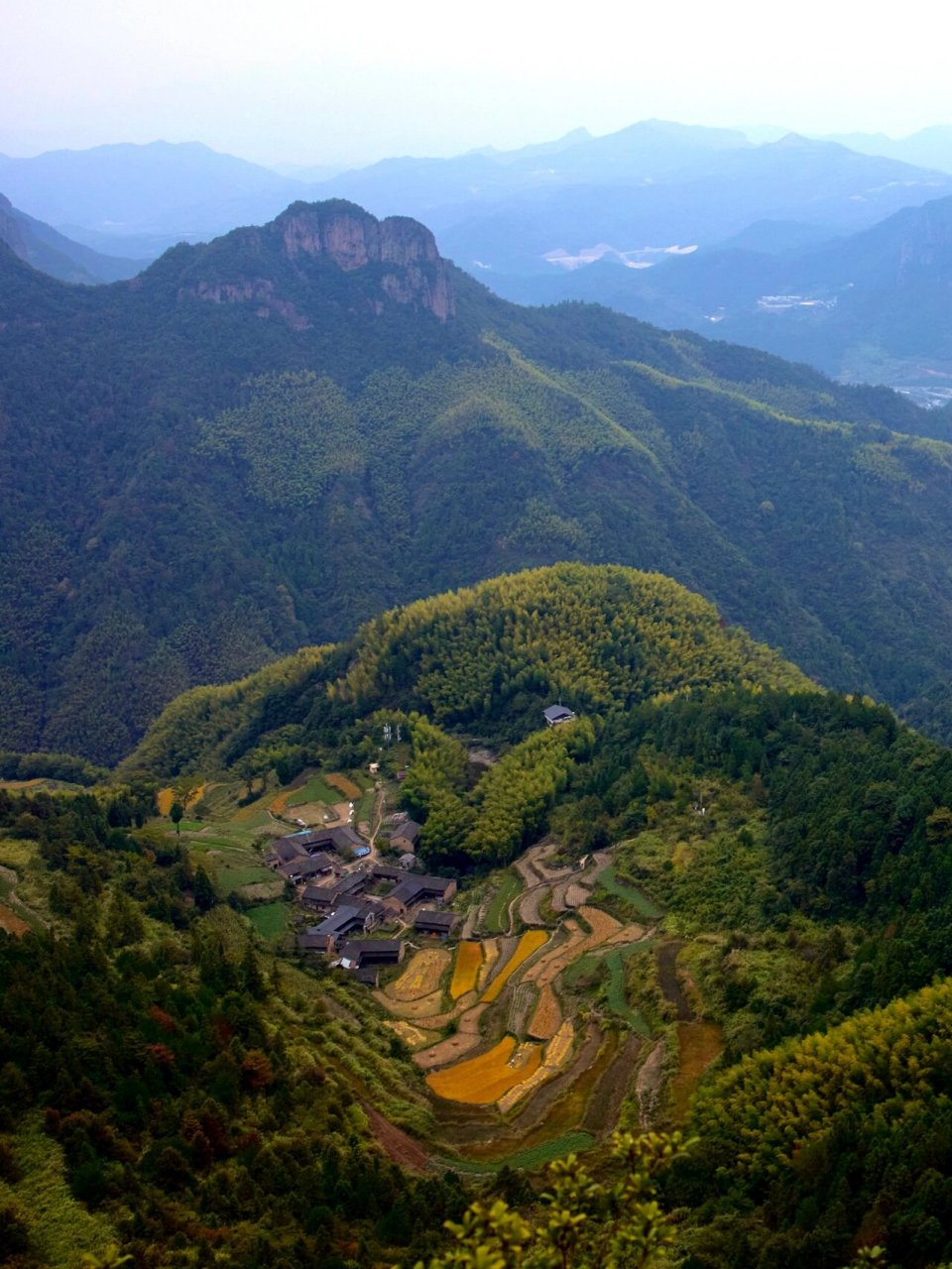 仙居公盂背|重装徒步露营攀岩(附攻略 浙江公盂(yú)被誉为"华东