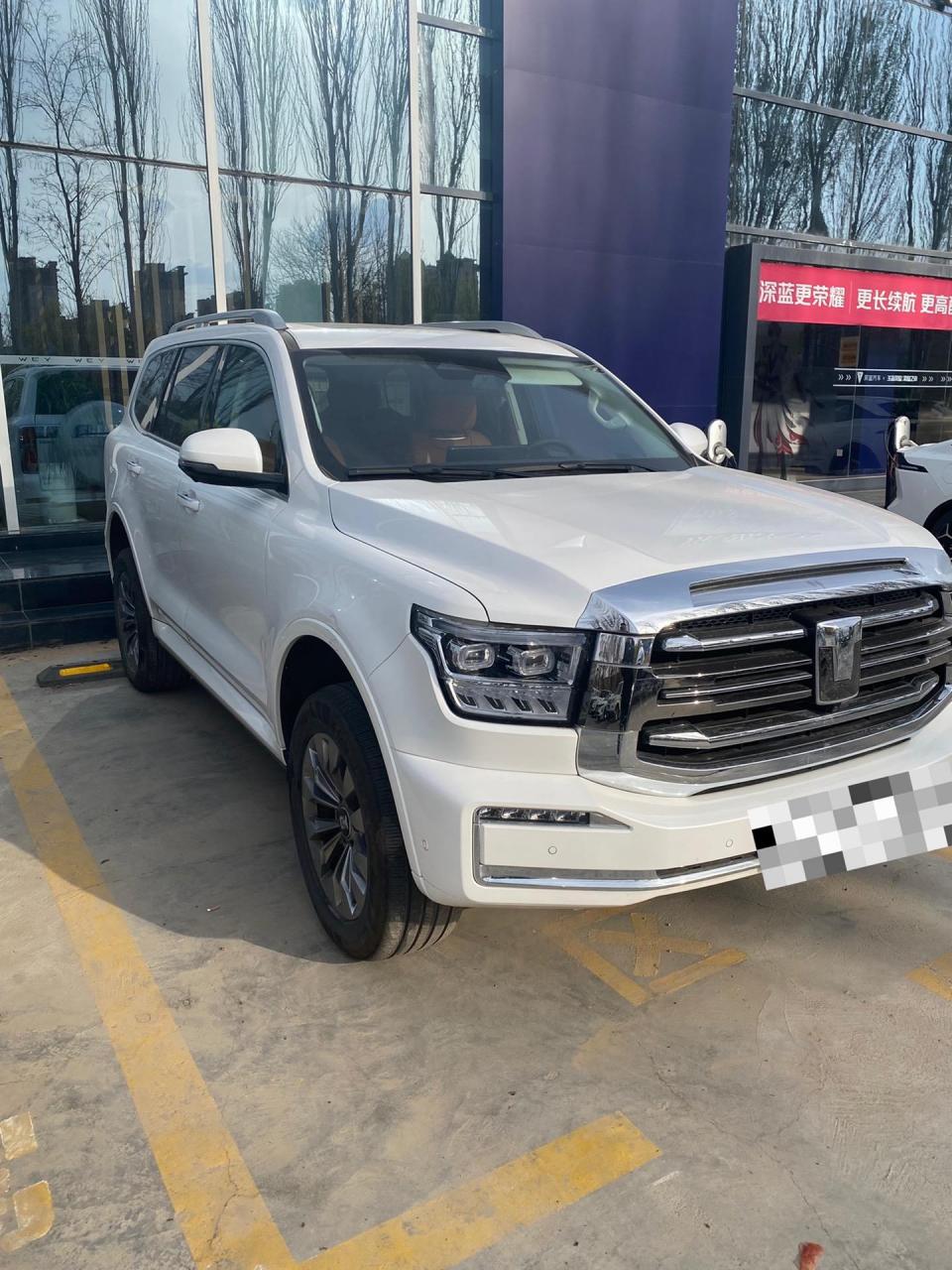 长城坦克500燃油版.