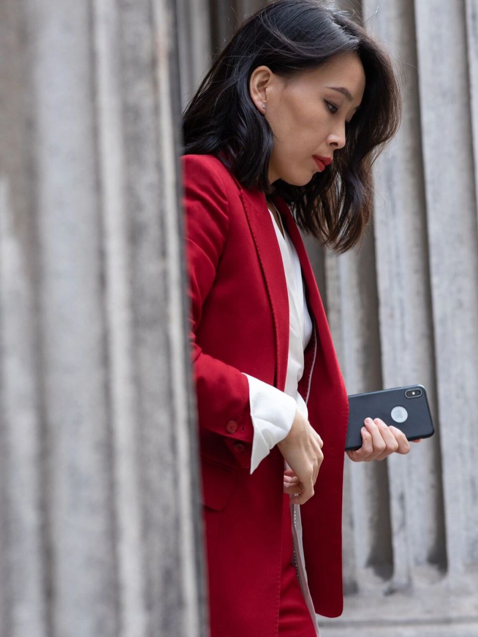 韩剧《迷雾》 受启发的一套穿搭 当时看《迷雾》 女主,那一套红西装