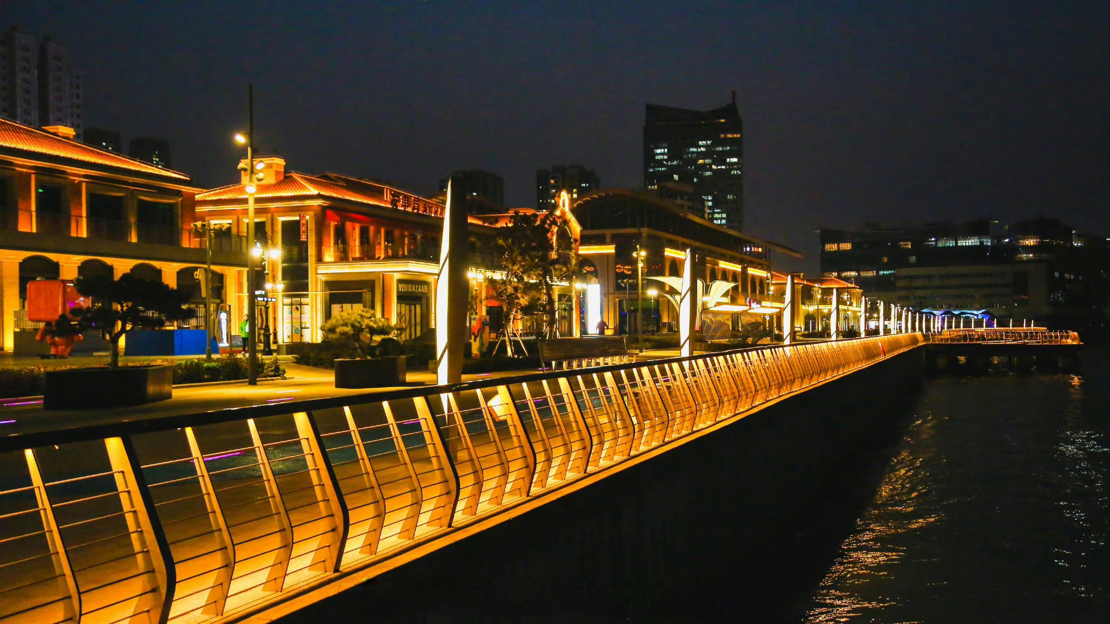 烟台芝罘区夜景图片