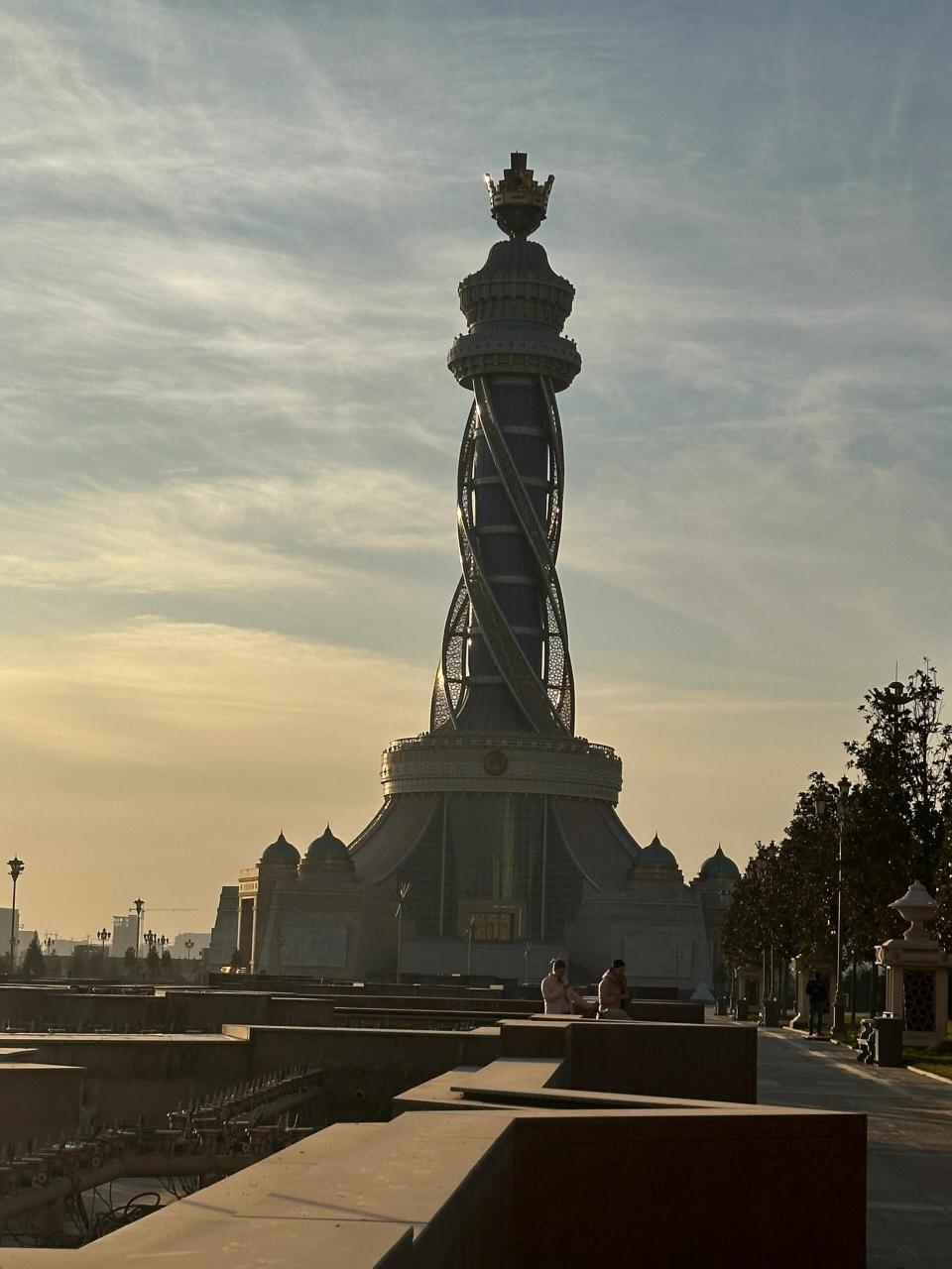 中亚五国之最穷国家塔吉克斯坦 塔吉克斯坦首都杜尚别(城市命名原因是