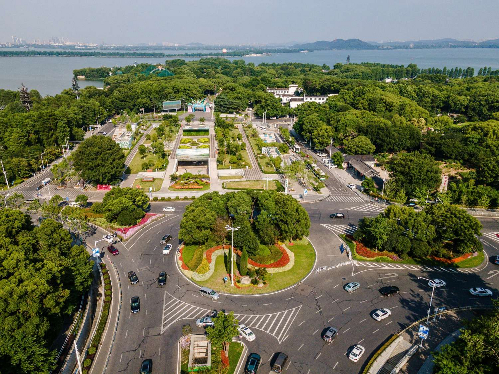 武汉文旅资讯#【全长4公里,武汉这条花景大道真美】有细心的市民发现