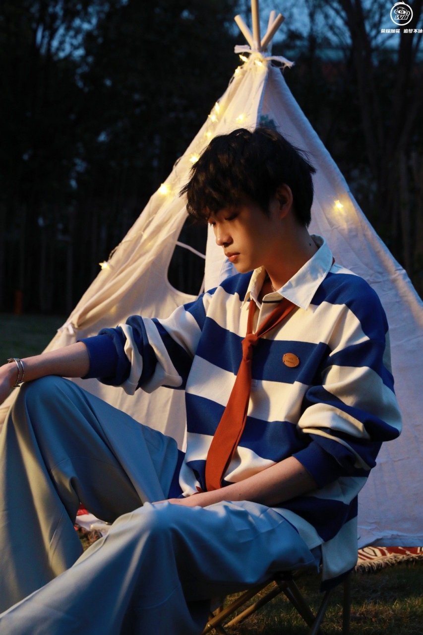 星宇loading露营大片#  北京wb星宇 x 《loading新潮》loading·u纸 