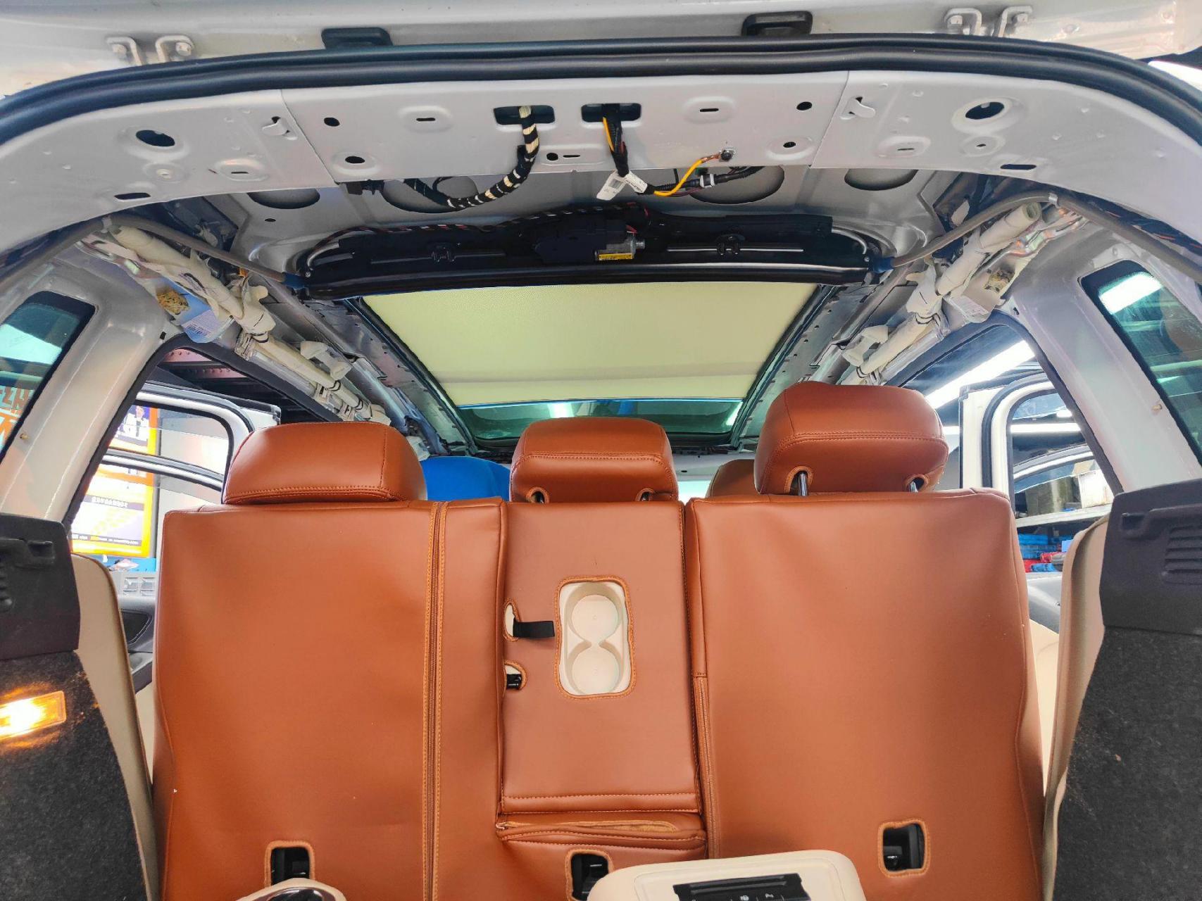 大众途观车内顶棚老化脱落,更换顶棚布