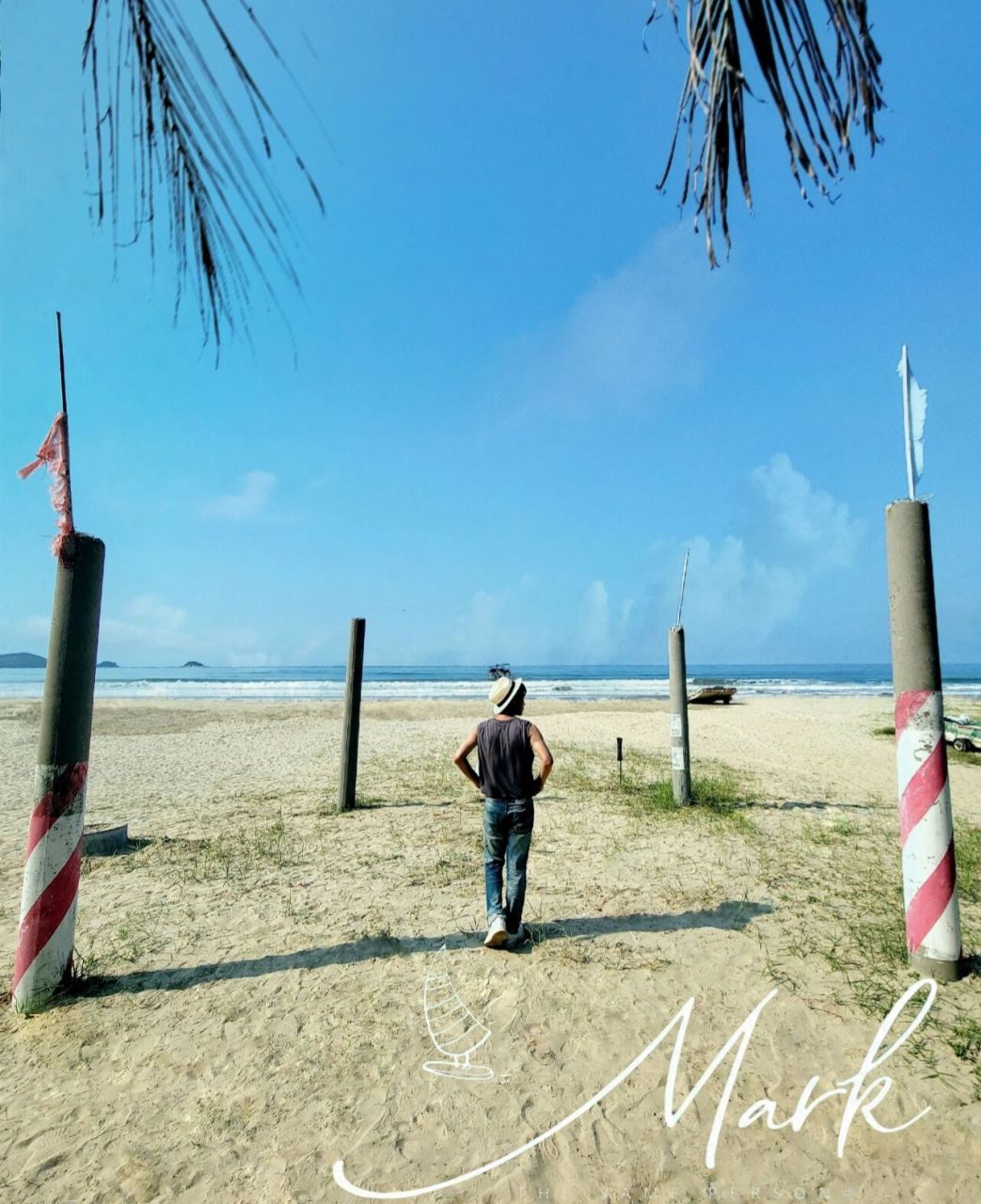 广东沙滩98阳西南山海旅游度假村77 南山海岸05 —— 孤独渔船