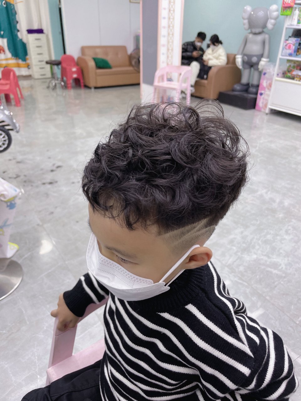 男童羊毛卷 年前新发型冲呀