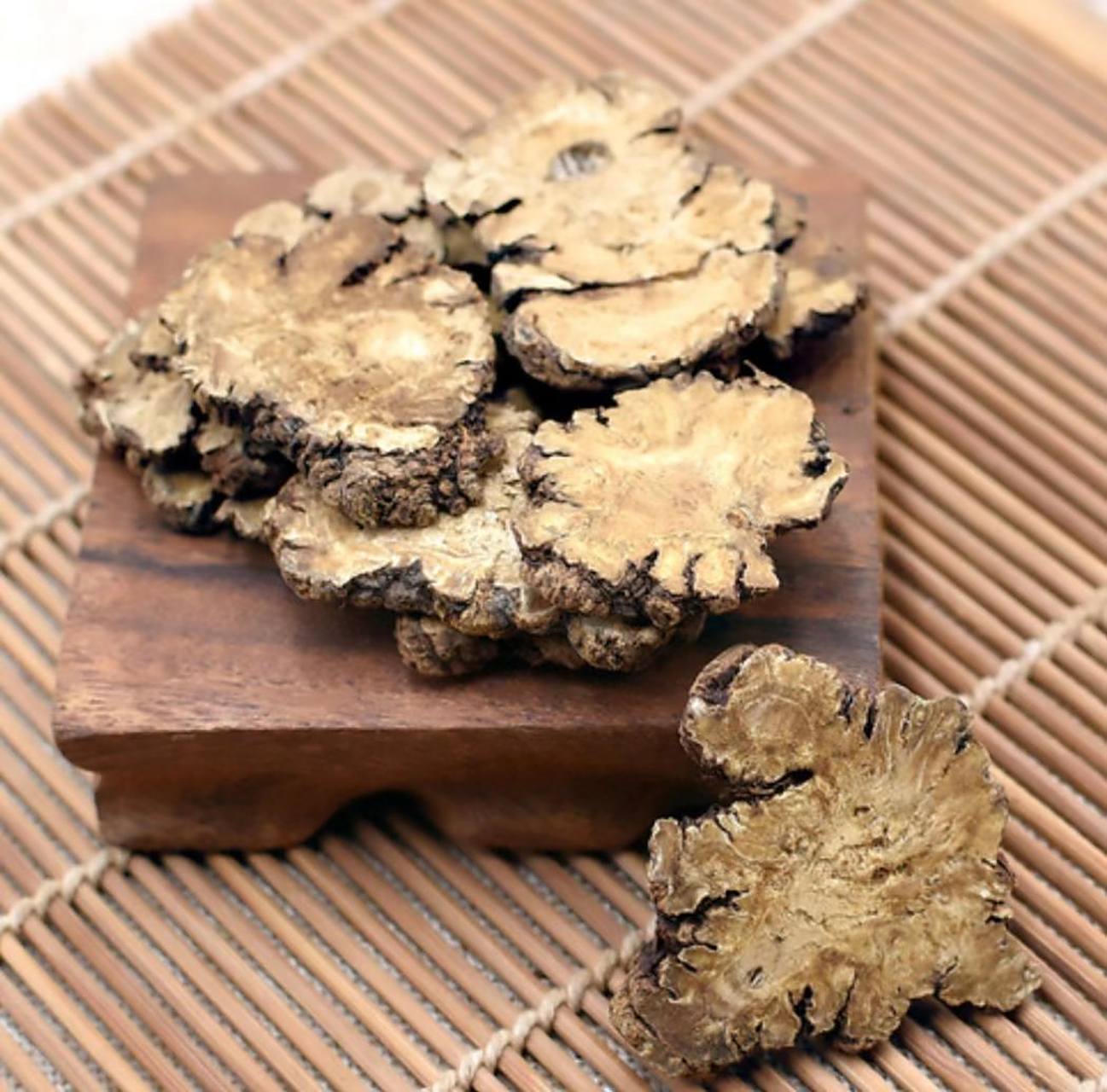 川芎:血中之气药,打通全身的气血 有一味中药,既能走气,又能走血,便是