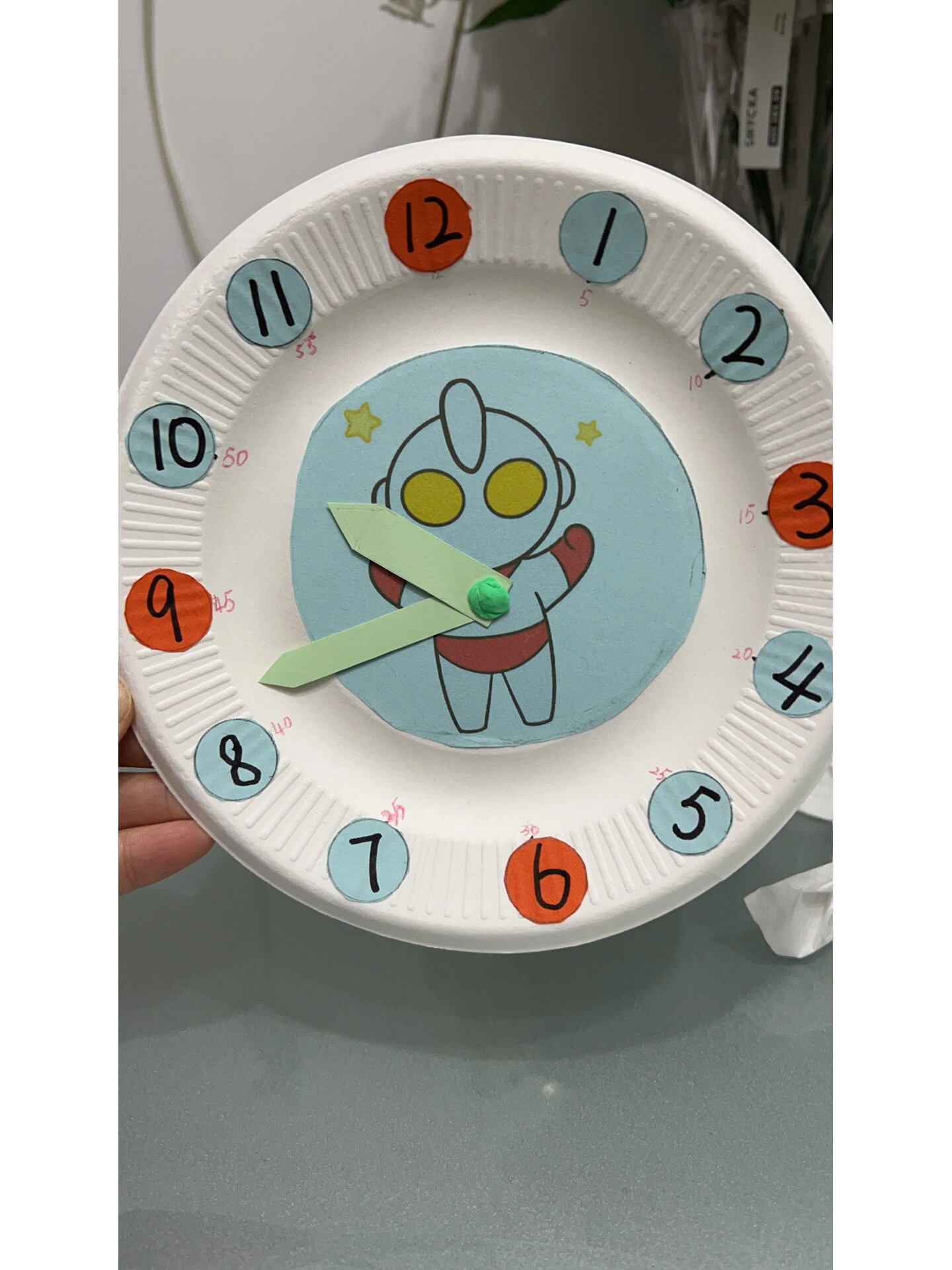 选了娃喜欢的奥特曼元素,半小时搞定