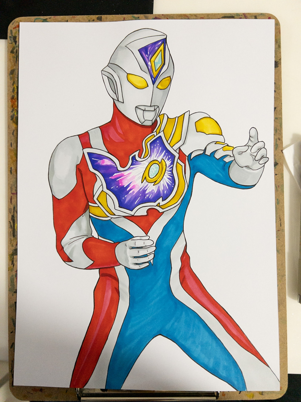 马克笔手绘德凯奥特曼 马克笔手绘奥特曼,整体来说还是比较难画,尤其